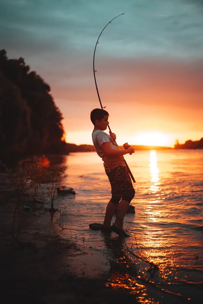 Kids fishing at Diamond Teague Pier near Nats Park