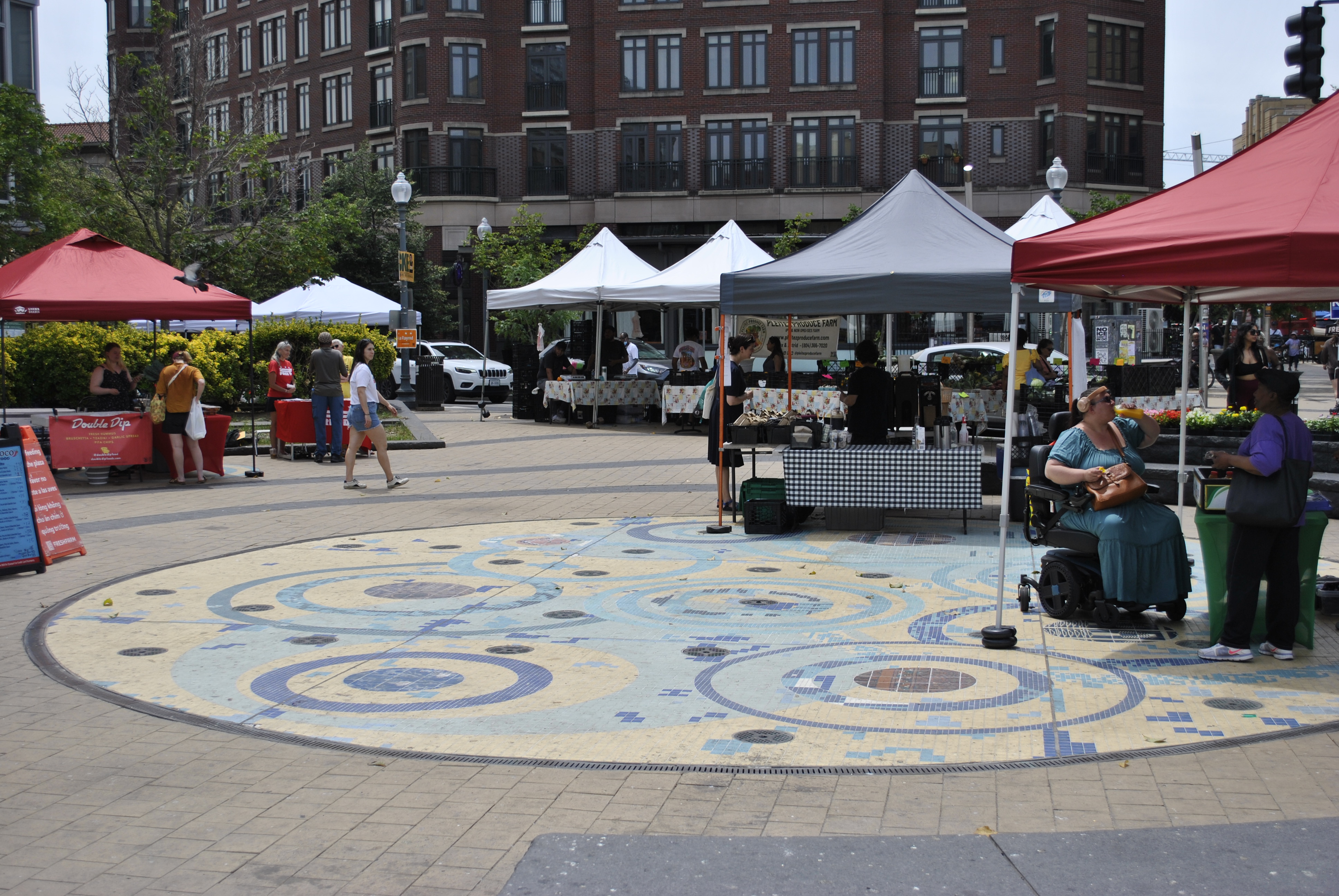 Columbia Heights Civic Plaza splash pad